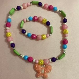 Girls necklace and bracelet